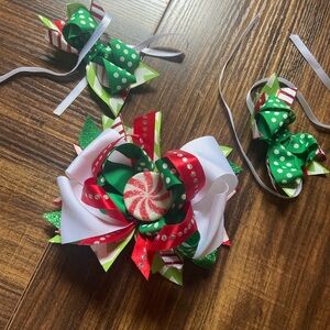 Tshirt sleeve ties with matching bow